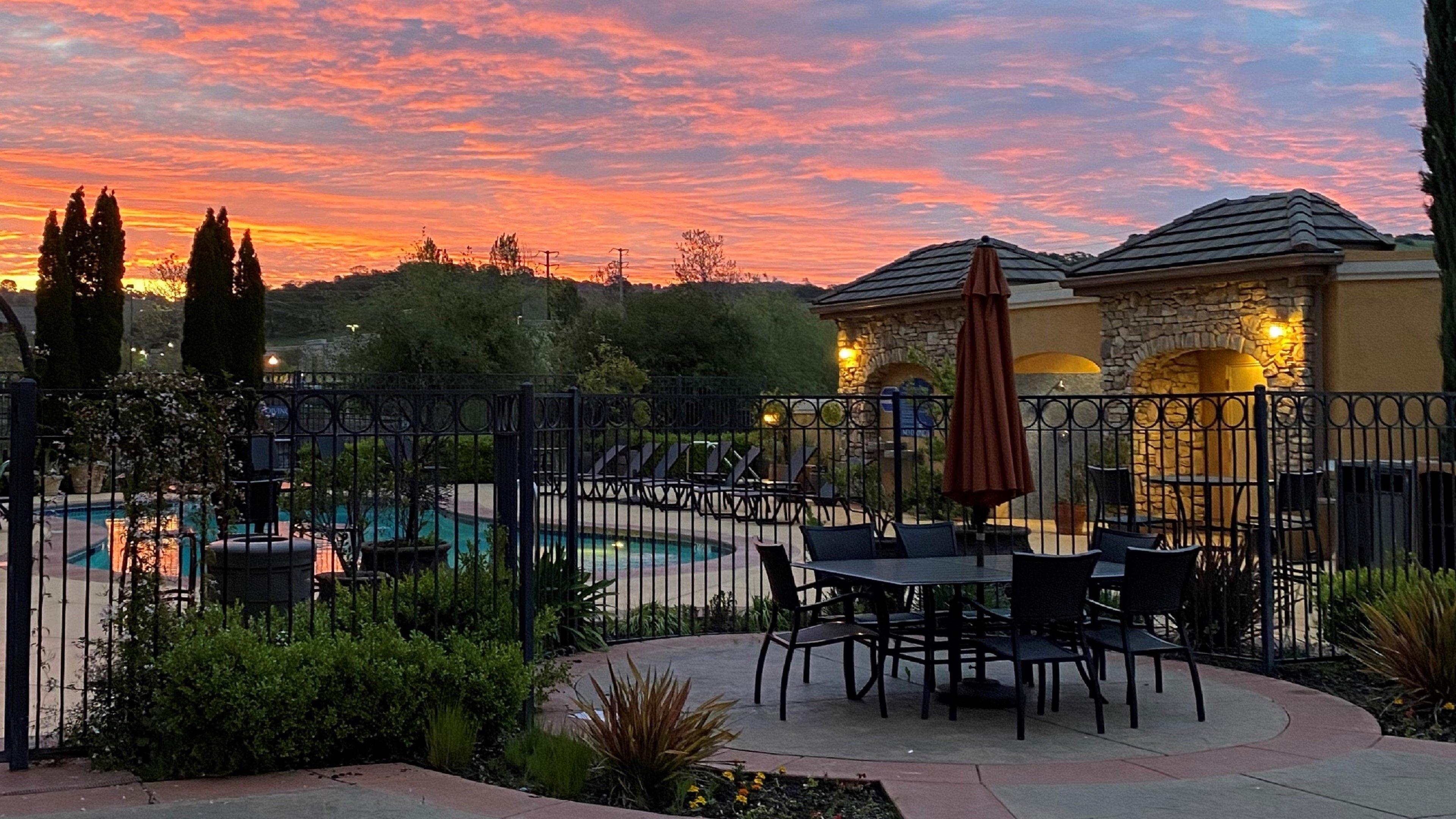 Holiday Inn Express Hotel & Suites El Dorado Hills By Ihg Eksteriør bilde